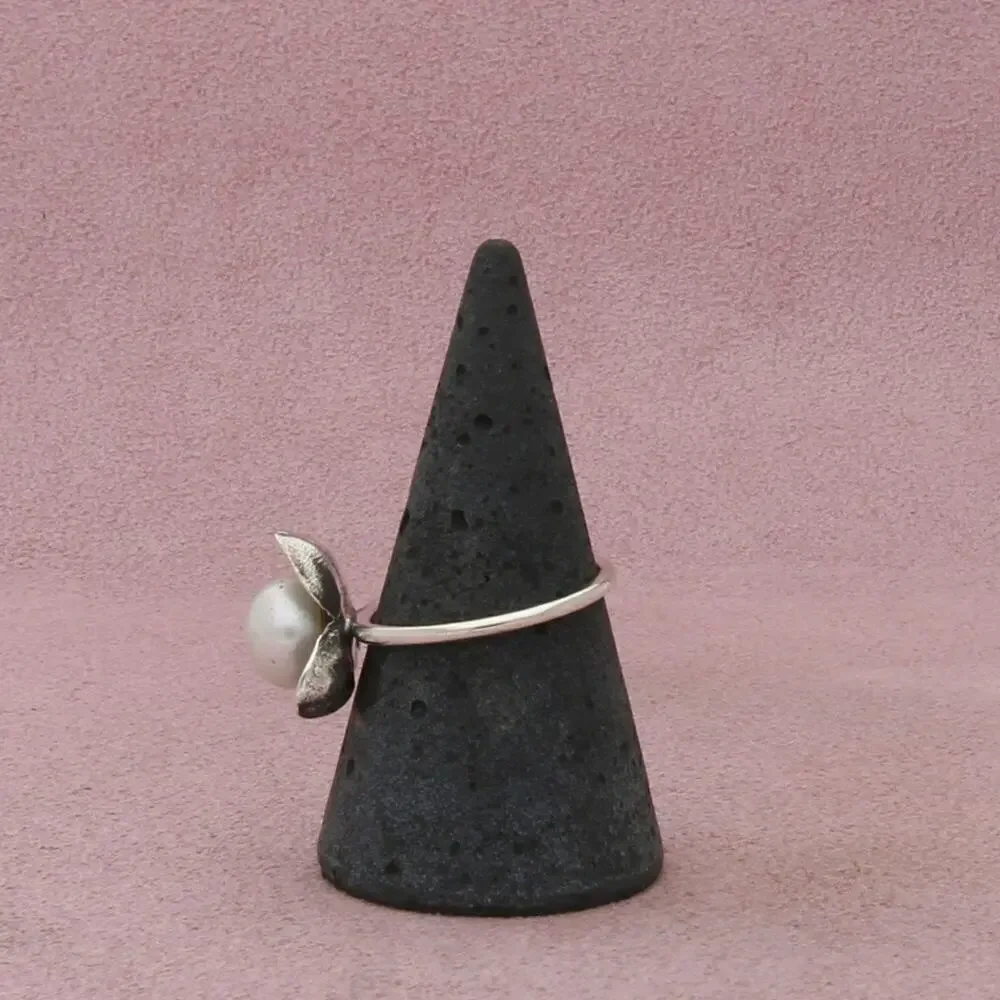 sterling silver vintage pearl flower ring size 7.5